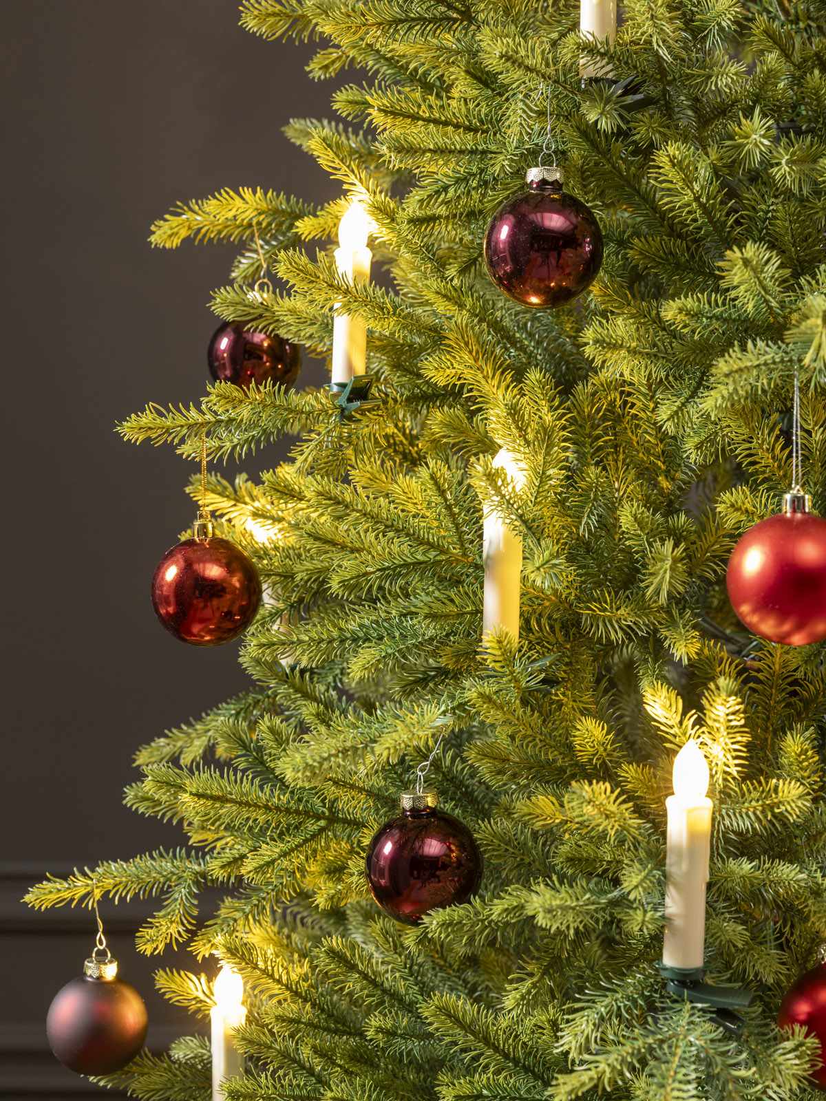 Künstlicher Weihnachtsbaum 120 cm "Norwegen" (mit LED Kerzen)
